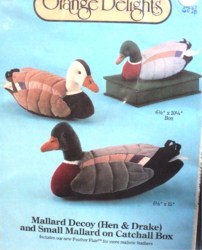 407 1984 MALLARD HEN, DRAKE DECOY,SMALL MALLARD ON BOX PATTERN